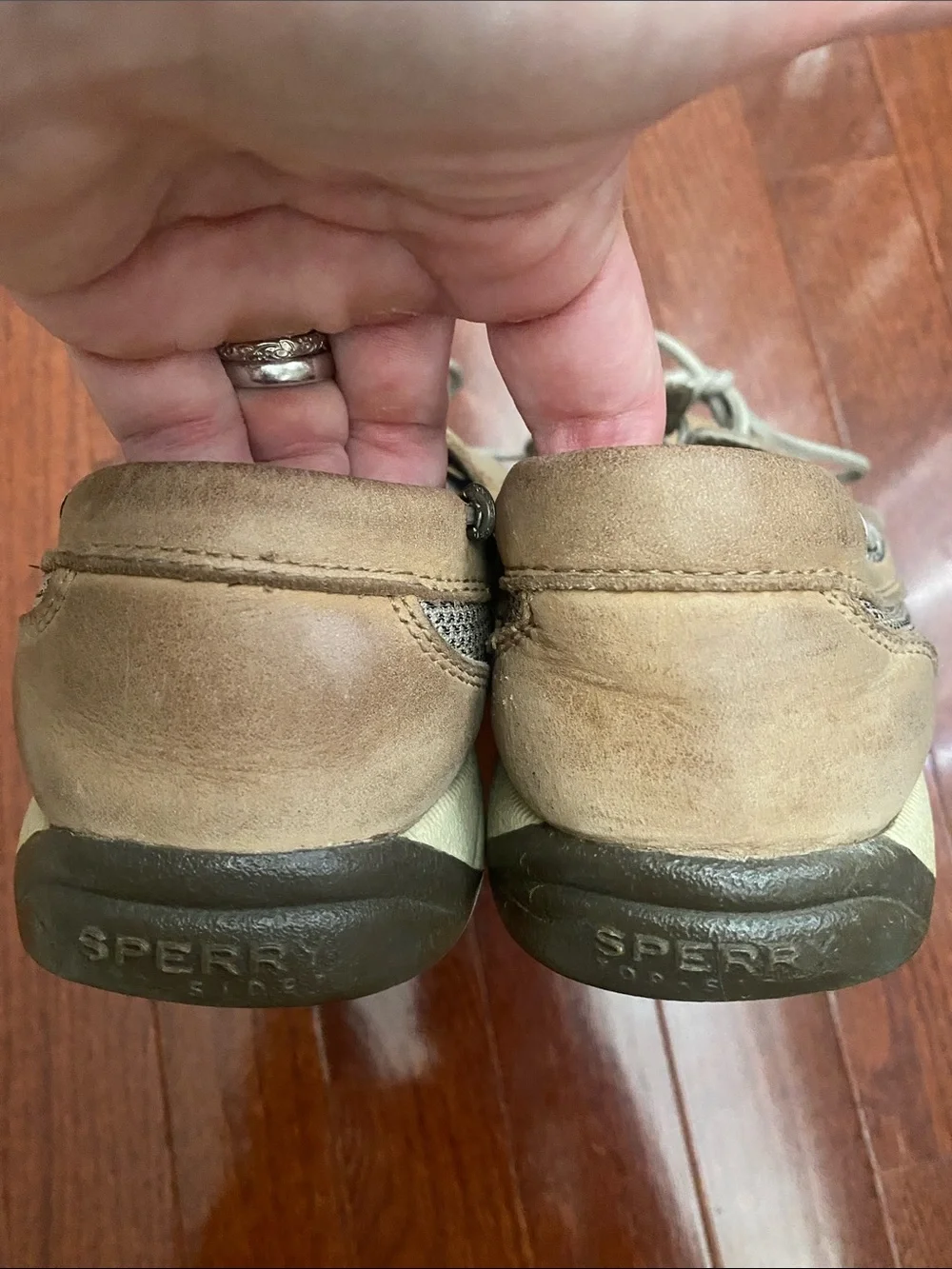 Sperry Women's Tan Leather Boat Shoes